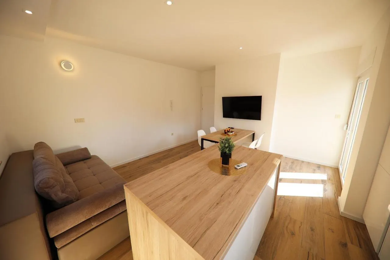 Apartmani Kiara Drage